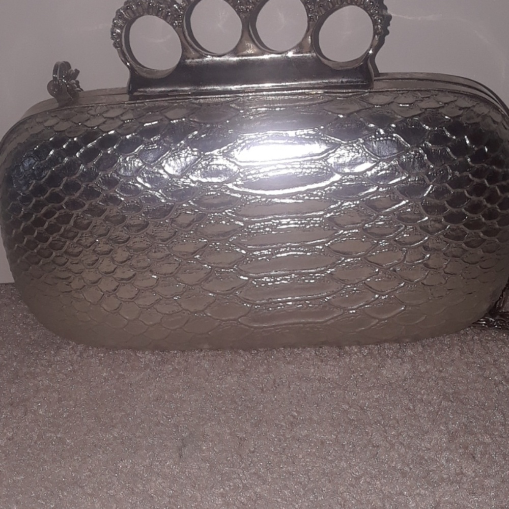 Silver Fish Styled Hardshell Purse